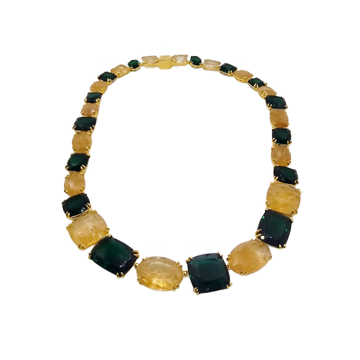 Exquisite Luxury Necklace Designed For Elegance And Timeless Sophistication.