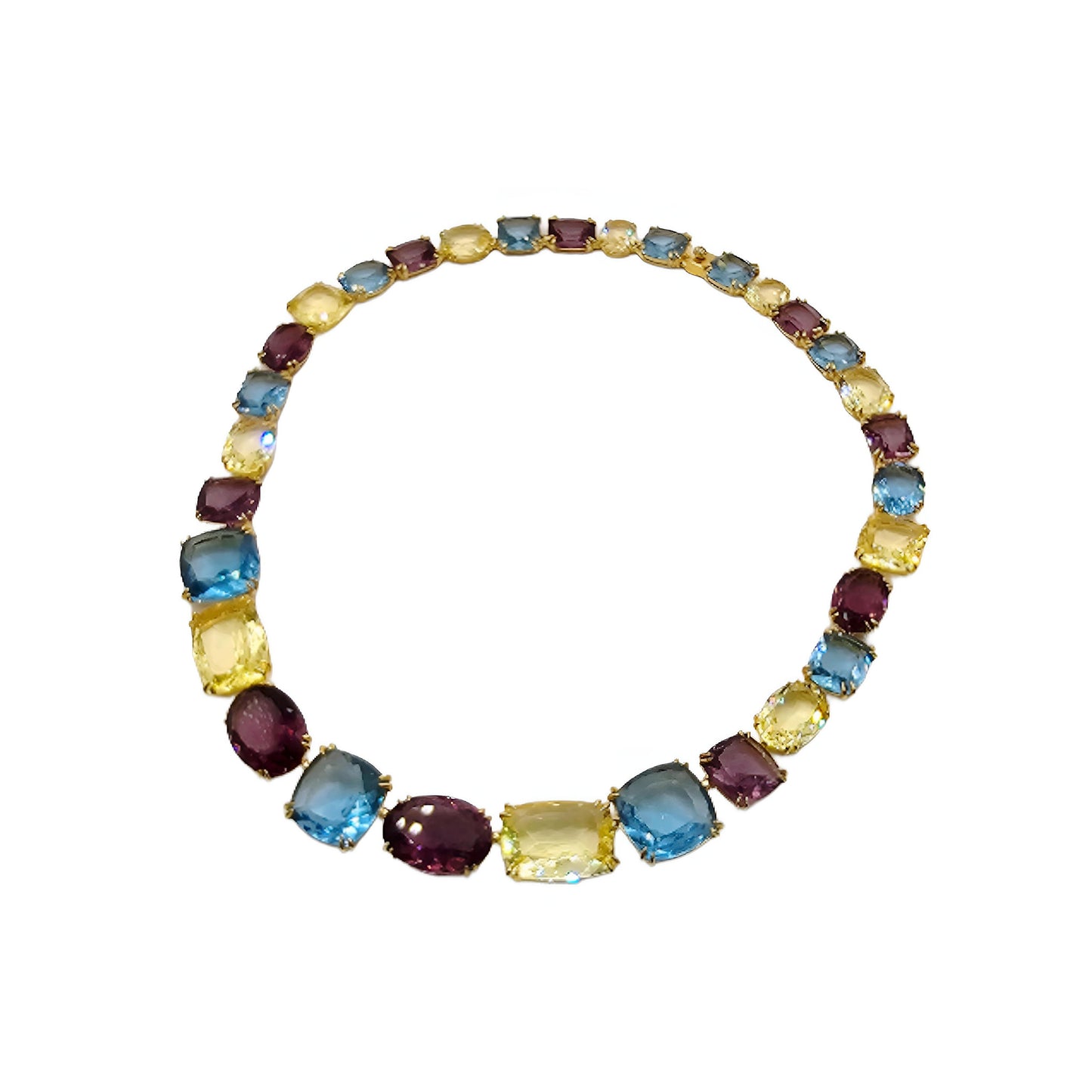 Exquisite Luxury Necklace Designed For Elegance And Timeless Sophistication.