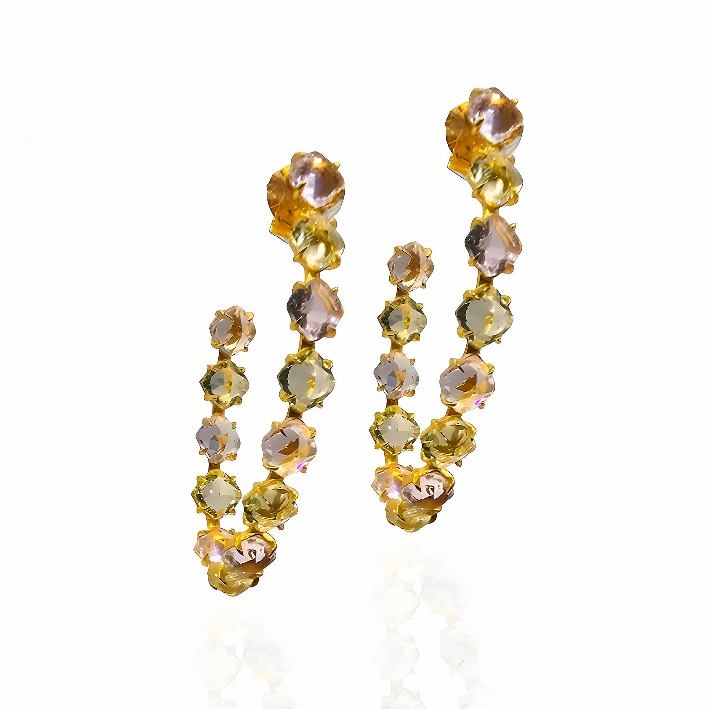 Playful Elegance With These Oval Hoops
