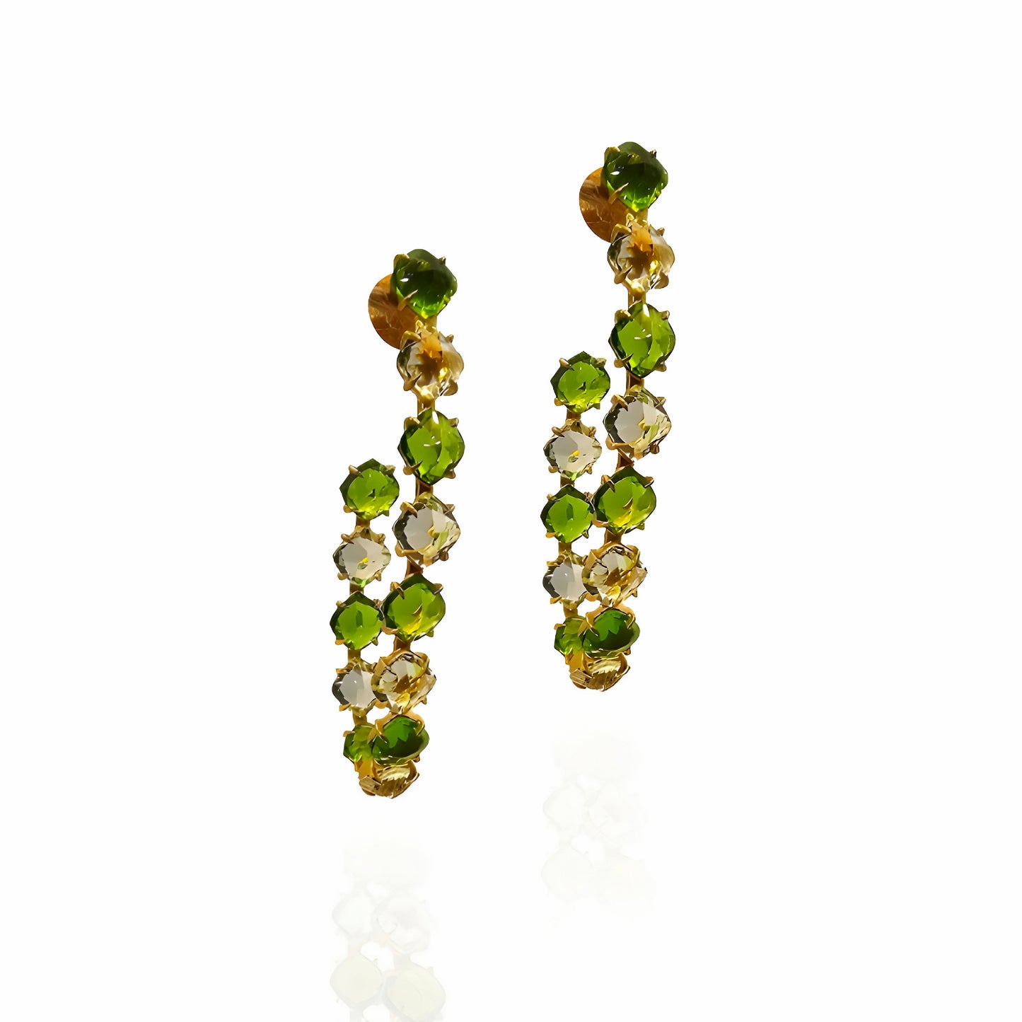 Playful Elegance With These Oval Hoops