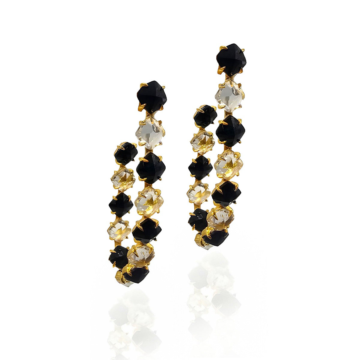 Playful Elegance With These Oval Hoops